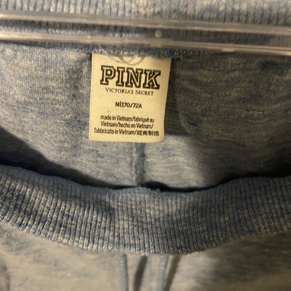 Pink - Picture 5 of 6
